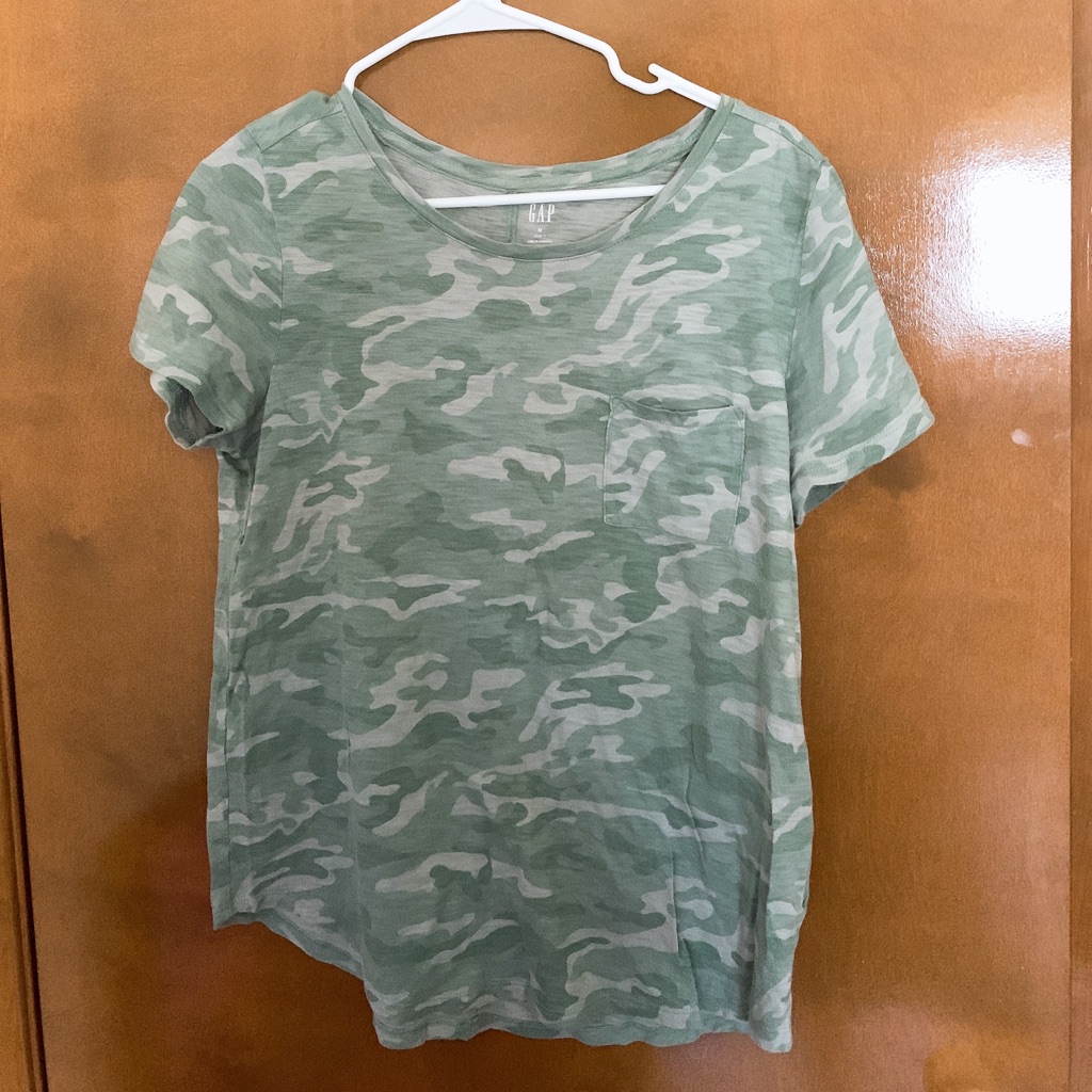 Medium Camo Gap Tee
